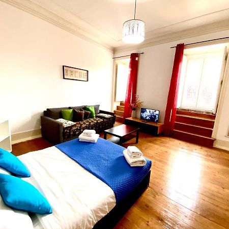 Classic Chiado 1 - Central Guest House Room With Shared Bathroom Lisboa Εξωτερικό φωτογραφία